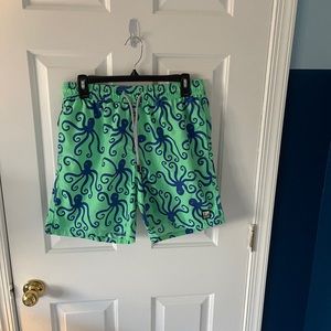 Men’s medium Tom & Teddy Swim Trunks